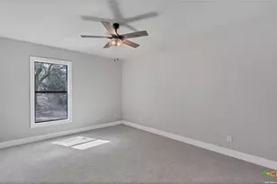 725 Winding View, New Braunfels, TX 78132 - Photo 32
