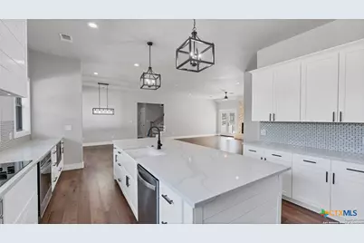 725 Winding View, New Braunfels, TX 78132 - Photo 6