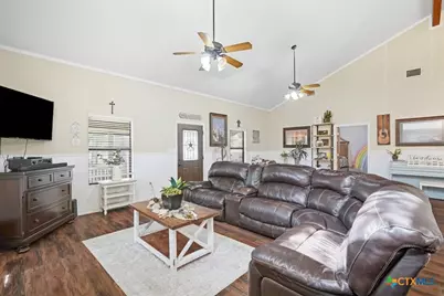 7686 US Highway 90A, Gonzales, TX 78629 - Photo 6