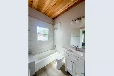 420 S 27th Street #A, Temple, TX 76504 - Photo 4