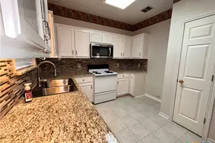624 Pennsylvania Ave, Victoria, TX 77904 - Photo 8