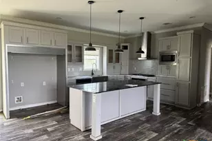 435 Co Rd 95D, Moulton, TX 77975 - Photo 10