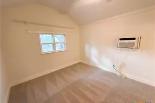 111 S College St, Gonzales, TX 78629 - Photo 24