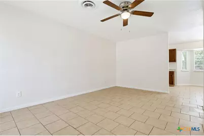 303 Carothers Street, Copperas Cove, TX 76522 - Photo 4