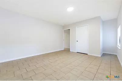 303 Carothers Street, Copperas Cove, TX 76522 - Photo 22