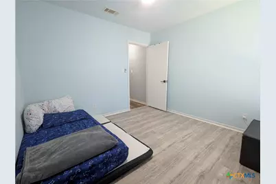 422 Kingwood Drive, Victoria, TX 77901 - Photo 16