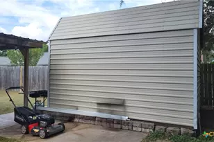 422 Kingwood Dr, Victoria, TX 77901 - Photo 28