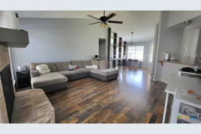 422 Kingwood Drive, Victoria, TX 77901 - Photo 6