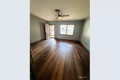 18 E Victory Avenue, Temple, TX 76501 - Photo 14