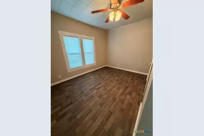 322 W Austin Street, Luling, TX 78648 - Photo 16