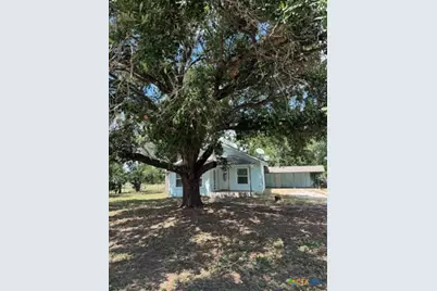 322 W Austin Street, Luling, TX 78648 - Photo 2