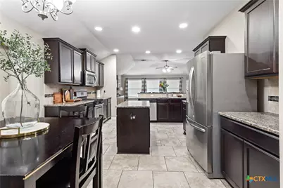 117 Flint Rock Court, Victoria, TX 77904 - Photo 10