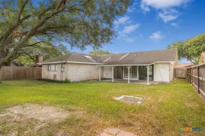 114 Laramie Drive, Victoria, TX 77904 - Photo 8