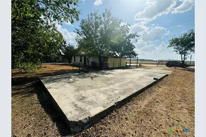 2003 N Guadalupe Street, Seguin, TX 78155 - Photo 14