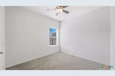 2924 Panther Spring, New Braunfels, TX 78130 - Photo 14