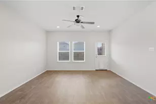 2924 Panther Spg, New Braunfels, TX 78130 - Photo 6