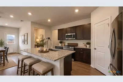 2924 Panther Spring, New Braunfels, TX 78130 - Photo 2