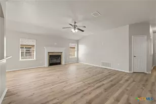 1317 Blue Leaf Dr, Temple, TX 76502 - Photo 8