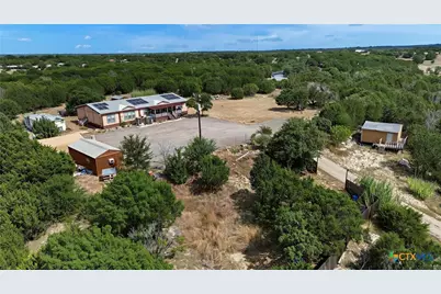602 County Road 3068, Lampasas, TX 76550 - Photo 12