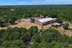 602 County Rd 3068, Lampasas, TX 76550 - Photo 14