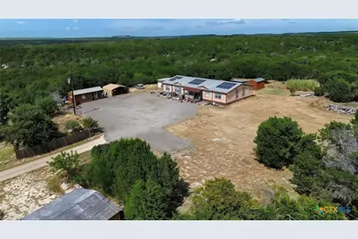 602 County Road 3068, Lampasas, TX 76550 - Photo 8
