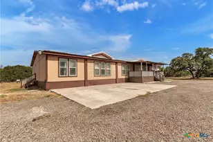 602 County Rd 3068, Lampasas, TX 76550 - Photo 2