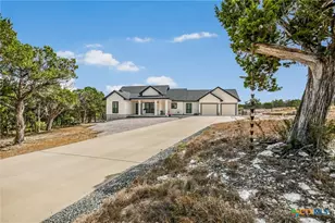 1382 Primrose Path, Canyon Lake, TX 78133 - Photo 2
