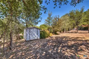 312 N Pearl St, Belton, TX 76513 - Photo 30
