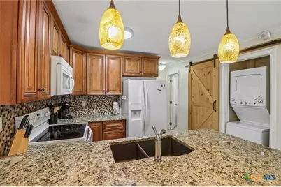 730 E Mather Street #Bldg L Unit 201, New Braunfels, TX 78130 - Photo 8