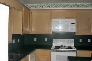 645 Whispering Oaks Dr, Copperas Cove, TX 76522 - Photo 2