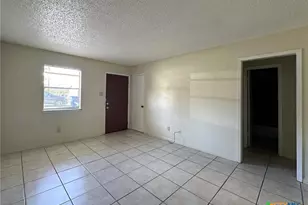 918 Dryden Ave, Copperas Cove, TX 76522 - Photo 2