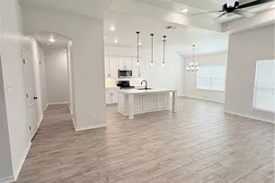 807 Dred Roger Circle, Killeen, TX 76542 - Photo 4
