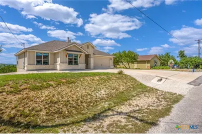 876 Primrose Path, Canyon Lake, TX 78133 - Photo 2