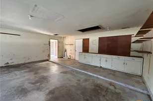 101 Longfellow Ln, Victoria, TX 77904 - Photo 8