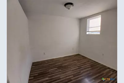 1301 S 19th Street, Temple, TX 76504 - Photo 2