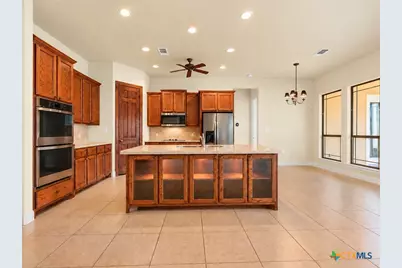 319 Hidden Pointe, New Braunfels, TX 78132 - Photo 8