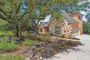 319 Hidden Pointe, New Braunfels, TX 78132 - Photo 4