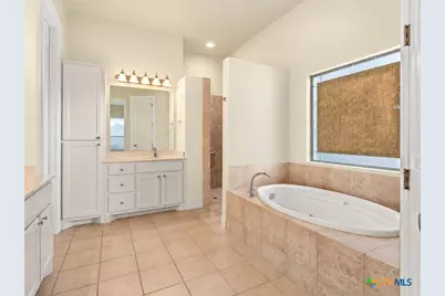 319 Hidden Pointe, New Braunfels, TX 78132 - Photo 14