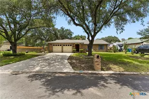 1640 Willow Ln, Seguin, TX 78155 - Photo 1