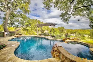 259 Oak Hideaway Dr, Canyon Lake, TX 78133 - Photo 2