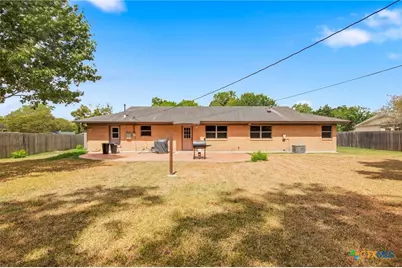 5006 Evergreen Street, Victoria, TX 77904 - Photo 14