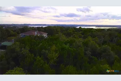 807 Heritage Hill, Canyon Lake, TX 78133 - Photo 4
