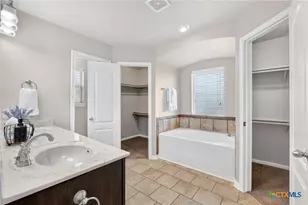 1921 Carriage House Dr, Temple, TX 76502 - Photo 8