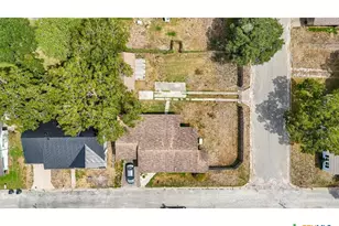 600 N Market St, Hallettsville, TX 77964 - Photo 20
