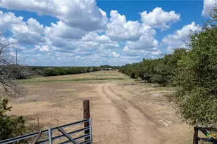 930 Co Rd 200, Burnet, TX 78611 - Photo 38