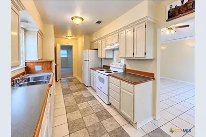 2204 Lazy Ridge, Killeen, TX 76543 - Photo 8