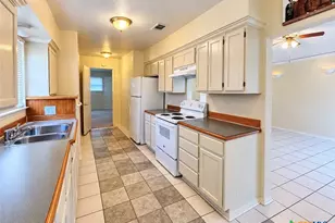 2204 Lazy Ridge, Killeen, TX 76543 - Photo 8