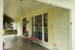 408 S Porter St, Lampasas, TX 76550 - Photo 6