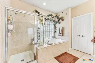 109 Elm Wood Dr, Elgin, TX 78621 - Photo 22