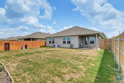 1416 Parkwood, Seguin, TX 78155 - Photo 26